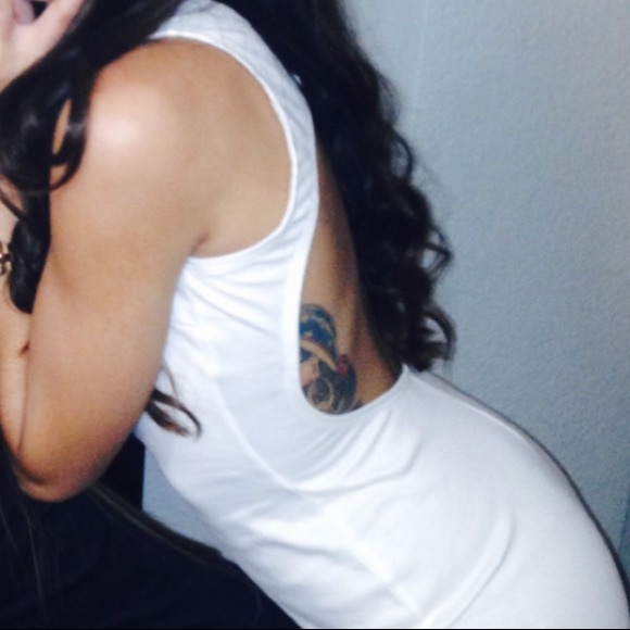 NastyGal Lace Bodycon Dress - Picture 6 of 7